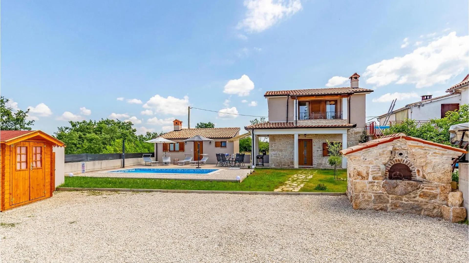 2 Bedroom Cozy Home In Filipana Prázdninový dům